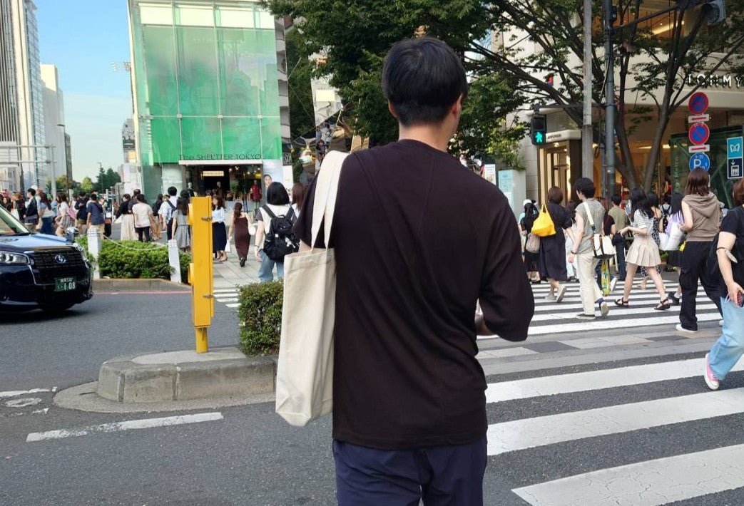 夏の汗対策は「素材選び」がすべて！メリノウールが選ばれる理由 - C-one ONLINE STORE