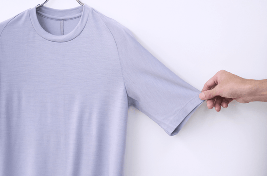 メリノウールTシャツを夏に着ると暑い？日常生活、ビジネス、アウトドアなどにおすすめな理由を紹介 - C-one ONLINE STORE