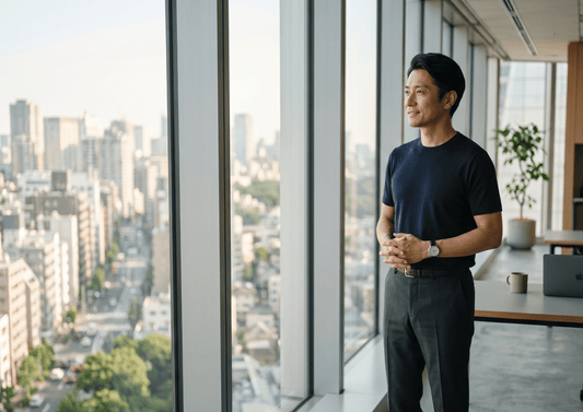 【汗臭くならないTシャツ】なぜ化学繊維は臭いのか？大人が選ぶべき「天然の防臭素材」メリノウール - C-one ONLINE STORE