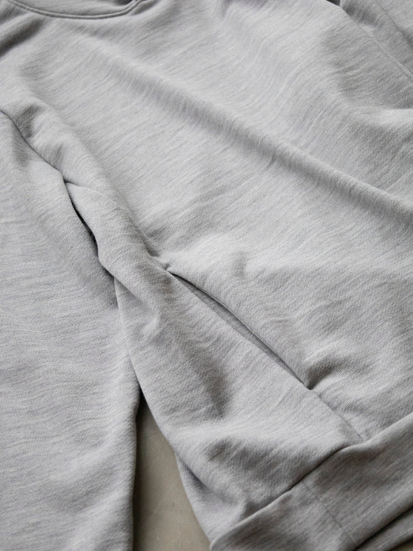 <男女兼用>メリノウールスウェットパーカー | (11グレー) - C - one ONLINE STORE